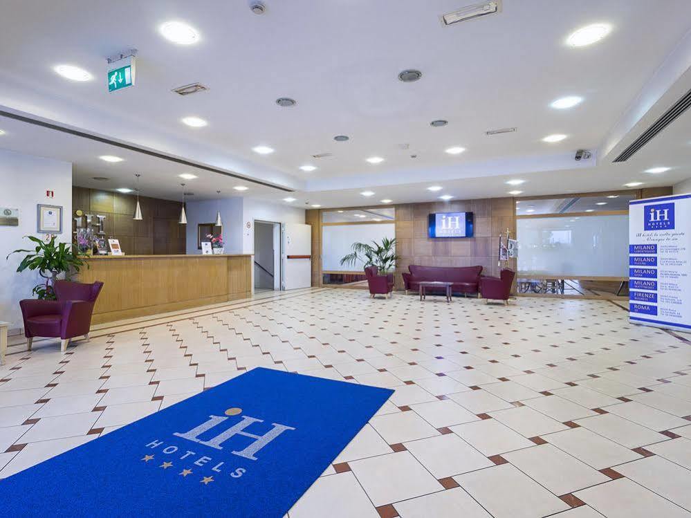 Hotel Firenze Каорле Екстериор снимка